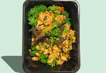Tandoory-Rubbed Portobellos brown rice (Vegan)