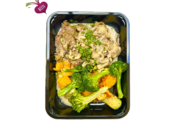 Spinach Roasted Garlic Beef Meatloaf, Steamed Vegetable Spinach Roasted Garlic Beef Meatloaf, Steamed Vegetable